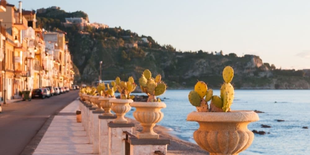 Sicily on the road: Giardini Naxos